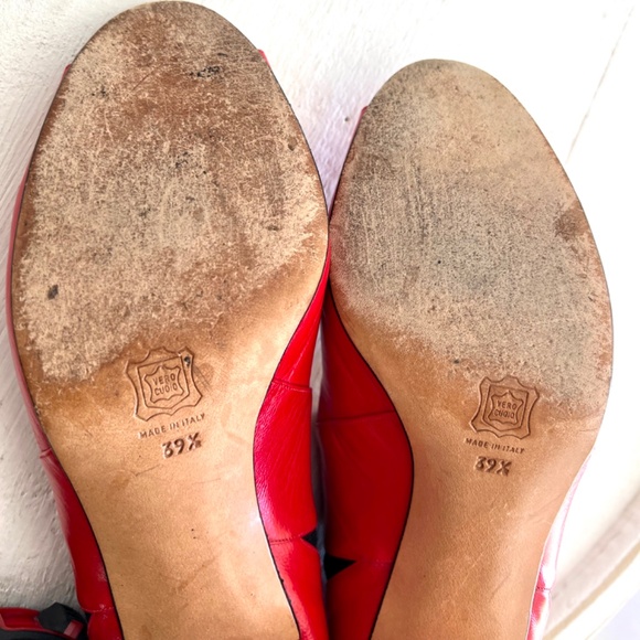 Vintage TOKIO KUMAGAI Red/ Black Leather Pumps Made In Italy - 39 1/2 - Picture 11 of 13